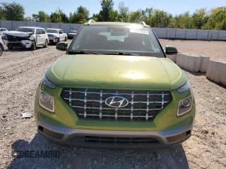 ✅ 2021 Hyundai Venue SEL • VIN: KMHRC8A38MU107426 • Lot: 74275784. Wystawiony na Copart z przebiegiem 13 302 mil. Bezpłatny archiwum sprzedaży aukcyjnych z USA i szczegółowy raport historii pojazdu na DreamBid. Zdjęcie 5.
