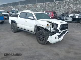 ✅ 2017 Toyota Tacoma TRD Sport • VIN: 3TMCZ5AN6HM120792 • Lot: 43463796. Listed on IAAI with 112,007 mi. Free auction sales archive from the USA and detailed vehicle history report at DreamBid. Image 1.