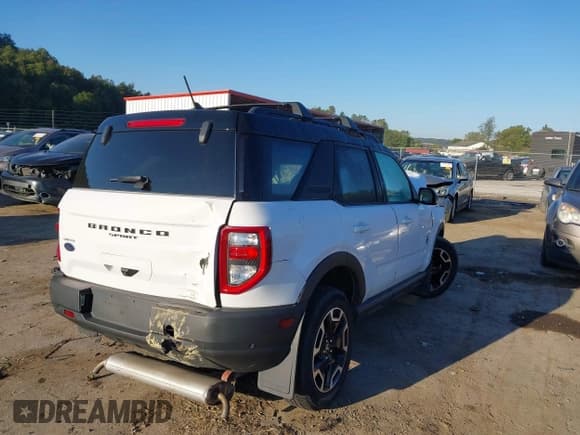 ✅ 2021 Ford Bronco Sport Outer Banks • VIN: 3FMCR9C65MRB04170 • Lot: 43191950. Listed on IAAI with Not provided. Free auction sales archive from the USA and detailed vehicle history report at DreamBid. Image 4.