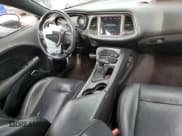 ✅ 2018 Dodge Challenger SXT Plus • VIN: 2C3CDZAG2JH276862 • Lot: 58444714. Wystawiony na Copart z przebiegiem 48 227 mil. Bezpłatny archiwum sprzedaży aukcyjnych z USA i szczegółowy raport historii pojazdu na DreamBid. Zdjęcie 8.