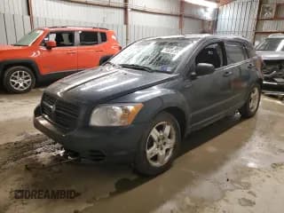 ✅ 2008 Dodge Caliber SE • VIN: 1B3HB28C28D679881 • Лот: 74926724. Опубликован ранее на Copart с пробегом 126 086 миль. Бесплатный доступ к архиву аукционных продаж из США и подробный отчёт об истории автомобиля на DreamBid. Изображение 1.
