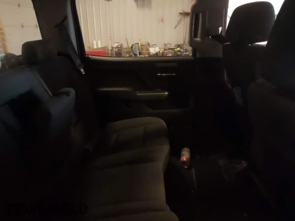 ✅ 2017 Chevrolet Silverado 2500HD LT • VIN: 1GC1KVEY0HF201240 • Lot: 43529703. Wystawiony na IAAI z przebiegiem 208 294 mil. Bezpłatny archiwum sprzedaży aukcyjnych z USA i szczegółowy raport historii pojazdu na DreamBid. Zdjęcie 8.