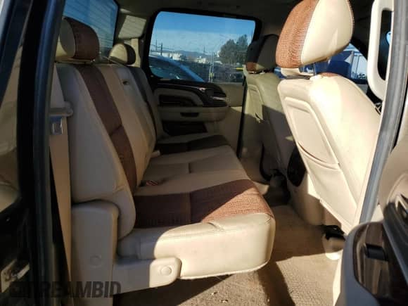 2012 Chevrolet Silverado 3500HD SRW LTZ с VIN 1GC4K1E84CF210652, выставлен на аукционе Copart как лот 86507834 с пробегом 78 061 миль миль и Списание • Salvage title. История ставок и продаж доступна на DreamBid. Изображение 10.