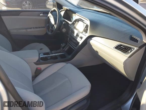 ✅ 2016 Hyundai Sonata 2.4L • VIN: 5NPE24AF8GH383662 • Лот: 43712905. Опубликован ранее на IAAI с пробегом 109 075 миль. Бесплатный доступ к архиву аукционных продаж из США и подробный отчёт об истории автомобиля на DreamBid. Изображение 5.