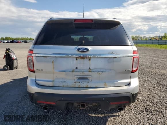 ✅ 2011 Ford Explorer XLT • VIN: 1FMHK8D8XBGA07622 • Lot: 58618345. Wystawiony na Copart z przebiegiem 205 388 mil. Bezpłatny archiwum sprzedaży aukcyjnych z USA i szczegółowy raport historii pojazdu na DreamBid. Zdjęcie 6.