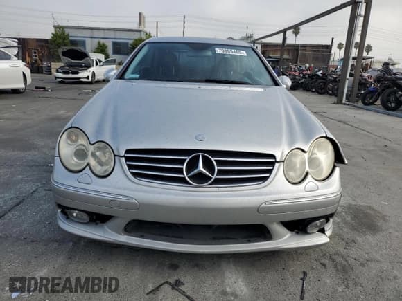 ✅ 2005 Mercedes-Benz CLK 500 • VIN: WDBTJ75J25F132104 • Lot: 70889465. Listed on Copart with 119,791 mi. Free auction sales archive from the USA and detailed vehicle history report at DreamBid. Image 5.