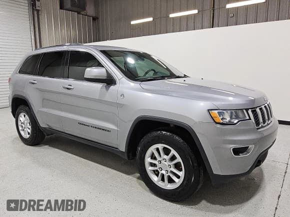 ✅ 2020 Jeep Grand Cherokee Laredo E • VIN: 1C4RJFAGXLC153684 • Lot: 86517945. Listed on Copart with 139,511 mi. Free auction sales archive from the USA and detailed vehicle history report at DreamBid. Image 4.