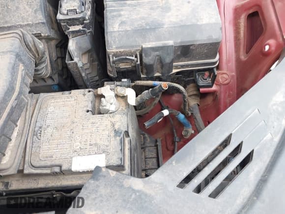 ✅ 2019 Hyundai Santa Fe SEL • VIN: 5NMS33AD6KH116826 • Lot: 43295058. Wystawiony na IAAI z przebiegiem 80 714 mil. Bezpłatny archiwum sprzedaży aukcyjnych z USA i szczegółowy raport historii pojazdu na DreamBid. Zdjęcie 20.