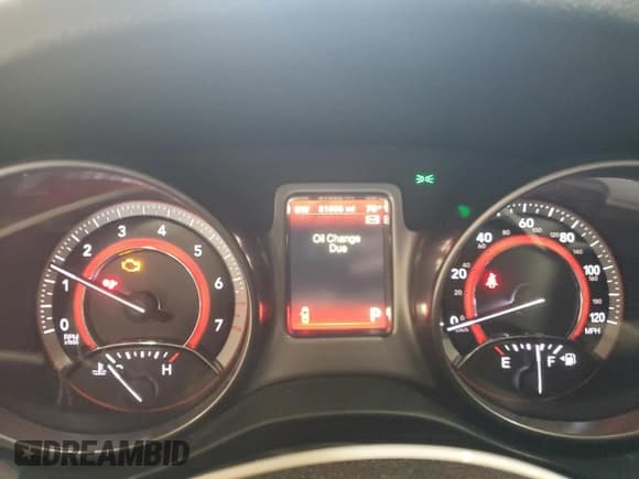 ✅ 2020 Dodge Journey Crossroad • VIN: 3C4PDCGBXLT272462 • Lot: 80741515. Wystawiony na Copart z przebiegiem 81 605 mil. Bezpłatny archiwum sprzedaży aukcyjnych z USA i szczegółowy raport historii pojazdu na DreamBid. Zdjęcie 9.