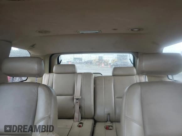 ✅ 2009 GMC Yukon Denali • VIN: 1GKFC03269R143403 • Лот: 58799365. Опубликован ранее на Copart с пробегом 96 338 миль. Бесплатный доступ к архиву аукционных продаж из США и подробный отчёт об истории автомобиля на DreamBid. Изображение 10.