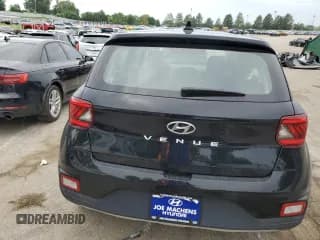 ✅ 2020 Hyundai Venue SE • VIN: KMHRB8A37LU045535 • Lot: 67545914. Wystawiony na Copart z przebiegiem 23 790 mil. Bezpłatny archiwum sprzedaży aukcyjnych z USA i szczegółowy raport historii pojazdu na DreamBid. Zdjęcie 6.