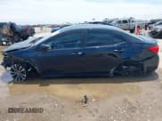 ✅ 2018 Toyota Corolla SE • VIN: 5YFBURHE3JP761470 • Lot: 42902089. Listed on IAAI with Not provided. Free auction sales archive from the USA and detailed vehicle history report at DreamBid. Image 15.