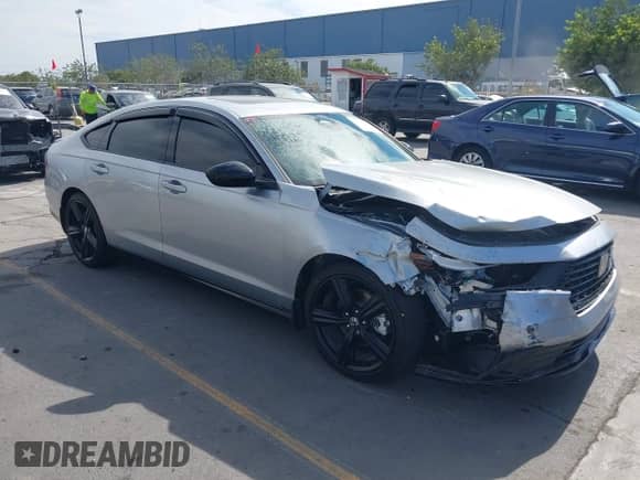 2024 Honda Accord Sport-L с VIN 1HGCY2F75RA012109, выставлен на аукционе IAAI как лот 43236975 с пробегом 16 140 миль миль и . История ставок и продаж доступна на DreamBid. Изображение 1.