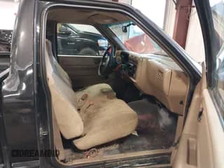 ✅ 1997 Chevrolet S-10 LS • VIN: 1GCCS1442VK191815 • Лот: 41306136. Опубликован ранее на IAAI с пробегом 282 097 миль. Бесплатный доступ к архиву аукционных продаж из США и подробный отчёт об истории автомобиля на DreamBid. Изображение 5.