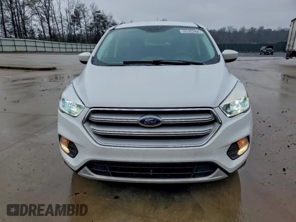 ✅ 2019 Ford Escape SE • VIN: 1FMCU9GD6KUC10902 • Лот: 93094675. Опубликован ранее на Copart с пробегом 149 831 миль. Бесплатный доступ к архиву аукционных продаж из США и подробный отчёт об истории автомобиля на DreamBid. Изображение 5.