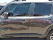 ✅ 2020 Jeep Renegade Latitude • VIN: ZACNJABB0LPL66690 • Lot: 42675393. Wystawiony na IAAI z przebiegiem 61 366 mil. Bezpłatny archiwum sprzedaży aukcyjnych z USA i szczegółowy raport historii pojazdu na DreamBid. Zdjęcie 13.