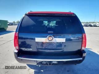 ✅ 2007 Cadillac Escalade • VIN: 1GYFK63887R161205 • Lot: 90792625. Wystawiony na Copart z przebiegiem 218 534 mil. Bezpłatny archiwum sprzedaży aukcyjnych z USA i szczegółowy raport historii pojazdu na DreamBid. Zdjęcie 6.
