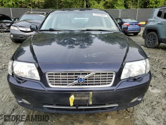 ✅ 2005 Volvo S80 • VIN: YV1TS911451392107 • Лот: 71914864. Опубликован ранее на Copart с пробегом 107 024 миль. Бесплатный доступ к архиву аукционных продаж из США и подробный отчёт об истории автомобиля на DreamBid. Изображение 5.