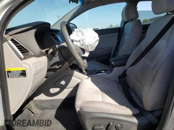 2016 Hyundai Tucson SE with VIN KM8J33A4XGU105738, listed as a Copart auction lot 85884105 with 111,458 mi miles and Salvage title. Bid and sale history available at DreamBid. Image 7.