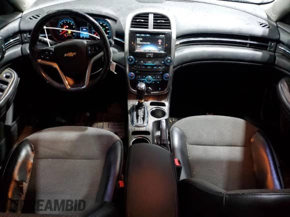 ✅ 2014 Chevrolet Malibu LT • VIN: 1G11E5SL2EF270743 • Lot: 89878845. Wystawiony na Copart z przebiegiem 195 224 mil mil. Skorzystaj z bezpłatnego archiwum sprzedaży aukcyjnych z USA i zobacz szczegółowy raport historii pojazdu na DreamBid. Zdjęcie 8.