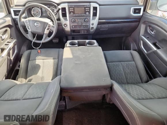 ✅ 2017 Nissan Titan S • VIN: 1N6AA1EK9HN543716 • Лот: 85859155. Опубликован ранее на Copart с пробегом 123 150 миль. Бесплатный доступ к архиву аукционных продаж из США и подробный отчёт об истории автомобиля на DreamBid. Изображение 8.