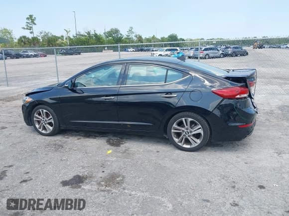 ✅ 2017 Hyundai Elantra SE • VIN: 5NPD84LF5HH022768 • Lot: 42264100. Listed on IAAI with 82,130 mi. Free auction sales archive from the USA and detailed vehicle history report at DreamBid. Image 14.