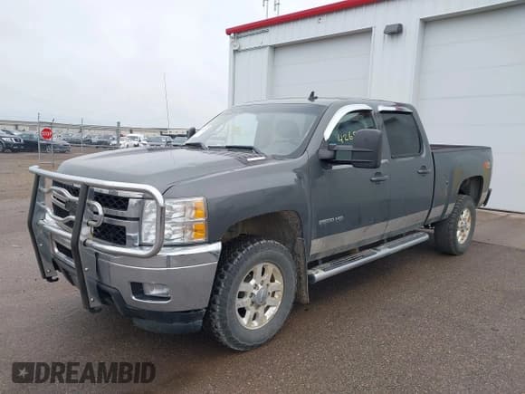 ✅ 2011 Chevrolet Silverado 2500HD LTZ • VIN: 1GC1KYC82BF182329 • Lot: 42696193. Listed on IAAI with 211,191 mi. Free auction sales archive from the USA and detailed vehicle history report at DreamBid. Image 19.