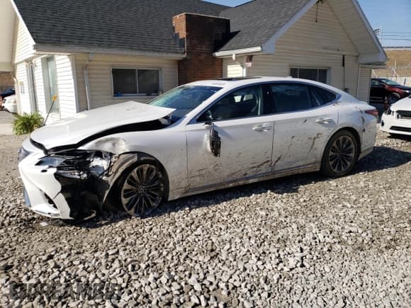 ✅ 2019 Lexus LS 500 • VIN: JTHC51FF6K5005529 • Lot: 48593625. Wystawiony na Copart z przebiegiem 35 303 mil. Bezpłatny archiwum sprzedaży aukcyjnych z USA i szczegółowy raport historii pojazdu na DreamBid. Zdjęcie 1.