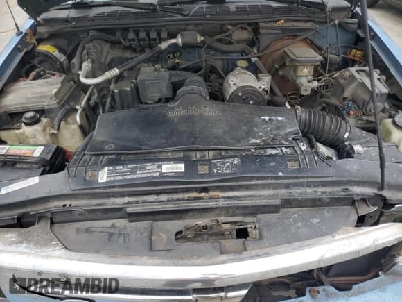 ✅ 1996 Chevrolet S-10 LS • VIN: 1GCCS1944TK163181 • Лот: 85397065. Опубликован ранее на Copart с пробегом 337 965 миль. Бесплатный доступ к архиву аукционных продаж из США и подробный отчёт об истории автомобиля на DreamBid. Изображение 11.