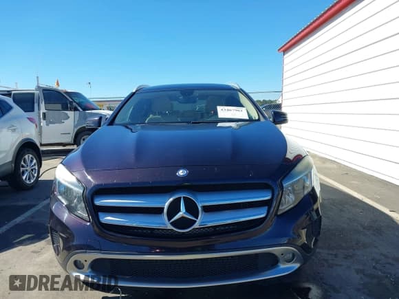 ✅ 2015 Mercedes-Benz GLA 250 • VIN: WDCTG4EB5FJ185945 • Lot: 43467961. Wystawiony na IAAI z przebiegiem 148 846 mil. Bezpłatny archiwum sprzedaży aukcyjnych z USA i szczegółowy raport historii pojazdu na DreamBid. Zdjęcie 12.