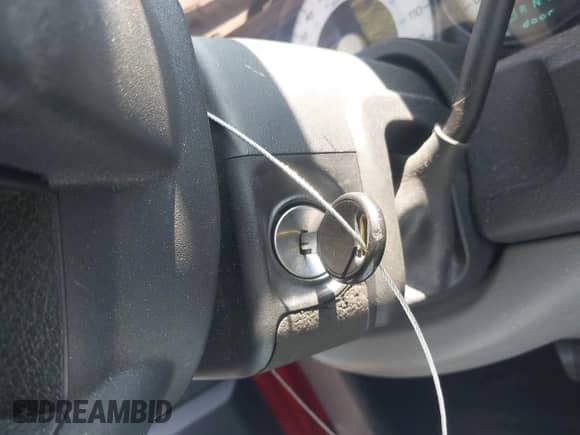 2008 Dodge Dakota ST with VIN 1D7HE22K88S570462, listed as a IAAI auction lot 43153984 with 156,718 mi miles and . Bid and sale history available at DreamBid. Image 11.