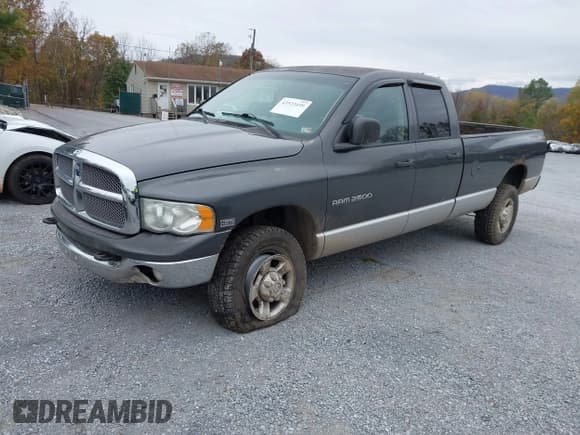✅ 2003 Dodge 2500 ST • VIN: 3D7KU28DX3G822634 • Лот: 43523499. Опубликован ранее на IAAI с пробегом 219 119 миль. Бесплатный доступ к архиву аукционных продаж из США и подробный отчёт об истории автомобиля на DreamBid. Изображение 2.