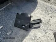 ✅ 2019 Lincoln MKC Standard • VIN: 5LMCJ1C98KUL47753 • Лот: 81857435. Опубликован ранее на Copart с пробегом Не указан. Бесплатный доступ к архиву аукционных продаж из США и подробный отчёт об истории автомобиля на DreamBid. Изображение 13.