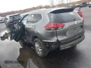 ✅ 2019 Nissan Rogue SV • VIN: KNMAT2MT6KP546727 • Lot: 43637922. Wystawiony na IAAI z przebiegiem Nie podano. Bezpłatny archiwum sprzedaży aukcyjnych z USA i szczegółowy raport historii pojazdu na DreamBid. Zdjęcie 3.