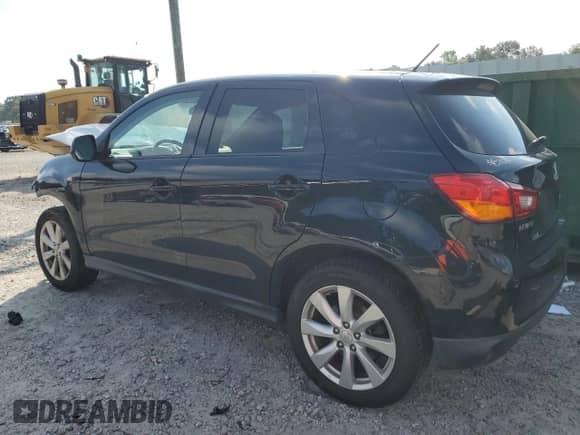 2014 Mitsubishi Outlander ES с VIN 4A4AP3AU3EE024847, выставлен на аукционе Copart как лот 68420255 с пробегом 114 162 миль миль и Списание • Salvage title. История ставок и продаж доступна на DreamBid. Изображение 2.