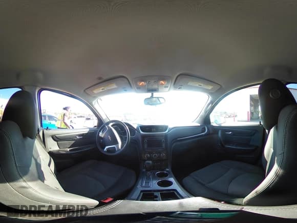 ✅ 2017 Chevrolet Traverse LT • VIN: 1GNKRGKD0HJ235034 • Lot: 43227154. Wystawiony na IAAI z przebiegiem Nie podano. Bezpłatny archiwum sprzedaży aukcyjnych z USA i szczegółowy raport historii pojazdu na DreamBid. Zdjęcie 18.