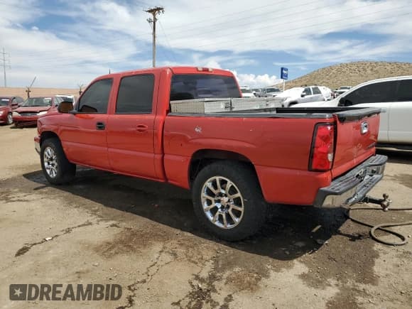 ✅ 2004 Chevrolet Silverado 1500 LS • VIN: 2GCEC13T041408209 • Лот: 70996884. Опубликован ранее на Copart с пробегом Не указан. Бесплатный доступ к архиву аукционных продаж из США и подробный отчёт об истории автомобиля на DreamBid. Изображение 2.