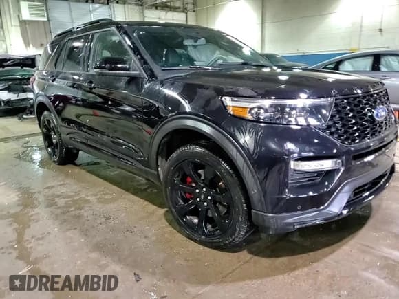 ✅ 2023 Ford Explorer ST • VIN: 1FM5K8GC4PGB25420 • Lot: 46258515. Wystawiony na Copart z przebiegiem 16 064 mil. Bezpłatny archiwum sprzedaży aukcyjnych z USA i szczegółowy raport historii pojazdu na DreamBid. Zdjęcie 15.