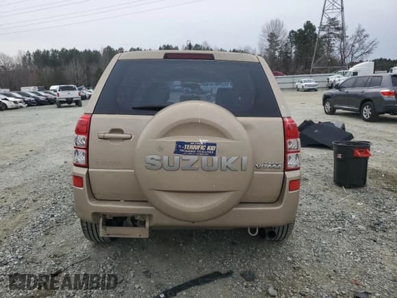 ✅ 2008 Suzuki Grand Vitara • VIN: JS3TE941584101448 • Lot: 88200205. Wystawiony na Copart z przebiegiem 188 744 mil. Bezpłatny archiwum sprzedaży aukcyjnych z USA i szczegółowy raport historii pojazdu na DreamBid. Zdjęcie 6.