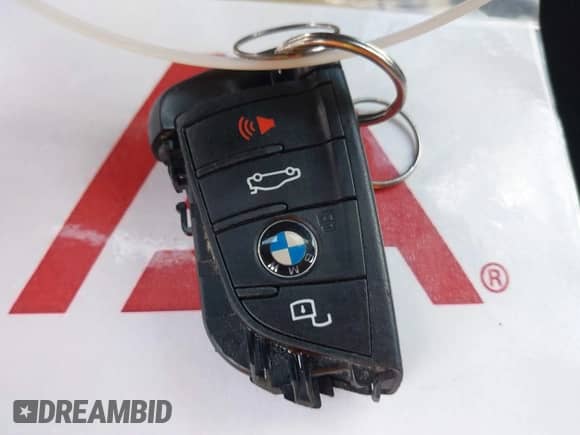 2021 BMW 3 Series 330i with VIN 3MW5R1J00M8B92089, listed as a IAAI auction lot 43411480 with 166,185 mi miles and . Bid and sale history available at DreamBid. Image 11.