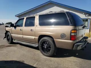 ✅ 2004 Chevrolet Suburban LT • VIN: 1GNFK16Z14J123135 • Lot: 70908164. Wystawiony na Copart z przebiegiem 253 555 mil. Bezpłatny archiwum sprzedaży aukcyjnych z USA i szczegółowy raport historii pojazdu na DreamBid. Zdjęcie 2.