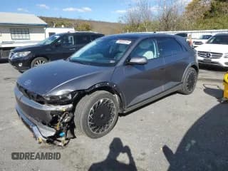 ✅ 2024 Hyundai Ioniq 5 Limited • VIN: KM8KRDDF3RU284441 • Lot: 89869315. Listed on Copart with 10,436 mi. Free auction sales archive from the USA and detailed vehicle history report at DreamBid. Image 1.