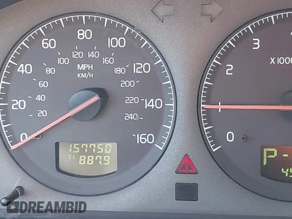 ✅ 2003 Volvo S60 2.4L • VIN: YV1RS61T132287557 • Лот: 41967538. Опубликован ранее на IAAI с пробегом 157 750 миль. Бесплатный доступ к архиву аукционных продаж из США и подробный отчёт об истории автомобиля на DreamBid. Изображение 7.