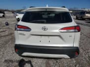 ✅ 2024 Toyota Corolla Cross LE • VIN: 7MUCAAAGXRV077180 • Lot: 42803815. Listed on Copart with 39,971 mi. Free auction sales archive from the USA and detailed vehicle history report at DreamBid. Image 6.