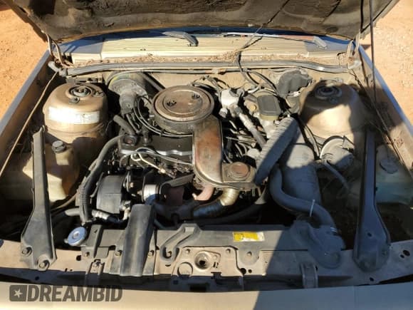 ✅ 1985 Chevrolet Celebrity • VIN: 2G1AW19R2F1120933 • Лот: 75407474. Опубликован ранее на Copart с пробегом 78 007 миль. Бесплатный доступ к архиву аукционных продаж из США и подробный отчёт об истории автомобиля на DreamBid. Изображение 11.