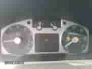 2011 Mercury Mariner z VIN 4M2CN8B71BKJ01749, wystawiony jako Copart lot #64199345 z przebiegiem 157 001 mil mil oraz Szkoda całkowita • Salvage title. Historia ofert i sprzedaży dostępna na DreamBid. Obrazek 9.