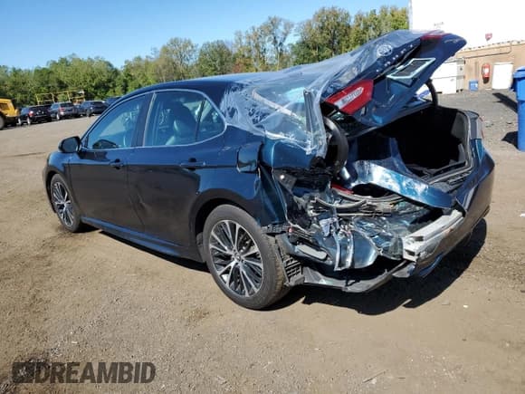 ✅ 2019 Toyota Camry SE • VIN: 4T1B11HK3KU246307 • Лот: 81464785. Опубликован ранее на Copart с пробегом 181 997 миль. Бесплатный доступ к архиву аукционных продаж из США и подробный отчёт об истории автомобиля на DreamBid. Изображение 2.