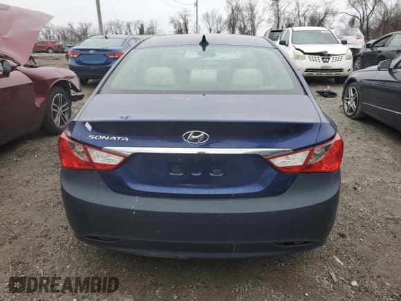 ✅ 2011 Hyundai Sonata GLS • VIN: 5NPEB4AC8BH021765 • Lot: 39528084. Listed on Copart with 120,153 mi. Free auction sales archive from the USA and detailed vehicle history report at DreamBid. Image 6.