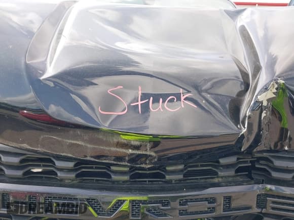 ✅ 2022 Chevrolet Silverado 1500 Custom • VIN: 3GCPYBEK5NG176980 • Lot: 41860805. Wystawiony na IAAI z przebiegiem 104 807 mil. Bezpłatny archiwum sprzedaży aukcyjnych z USA i szczegółowy raport historii pojazdu na DreamBid. Zdjęcie 10.