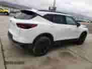 2023 Chevrolet Blazer LT z VIN 3GNKBHR46PS224150, wystawiony jako Copart lot #75610233 z przebiegiem Nie podano mil oraz . Historia ofert i sprzedaży dostępna na DreamBid. Obrazek 3.